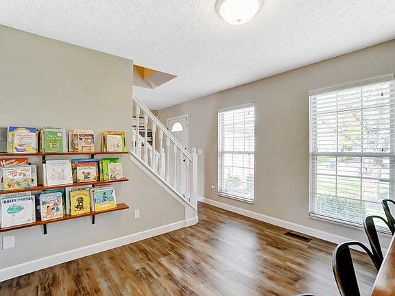 5th image of 4979 Baycroft Dr