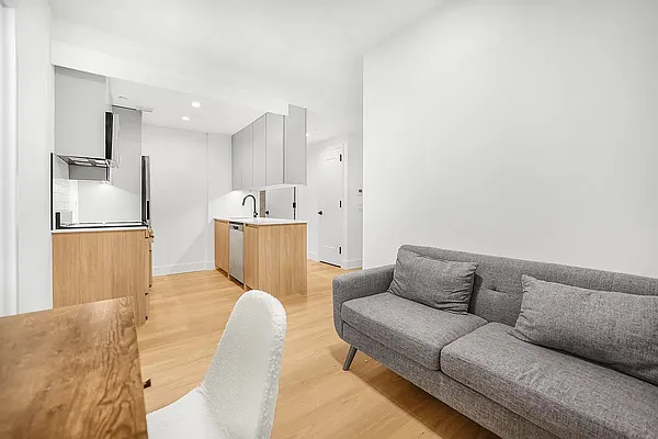 Rented by Highline Residential | media 32