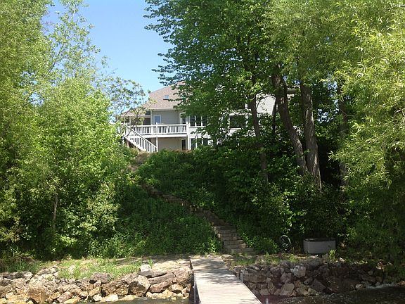 2nd image of N7865 Edgewater Ct