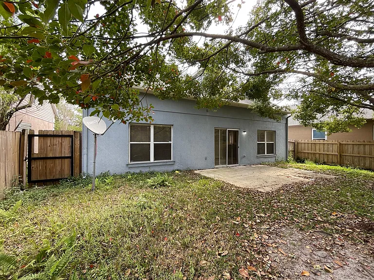 4228 Boca Woods Dr — Photo 19