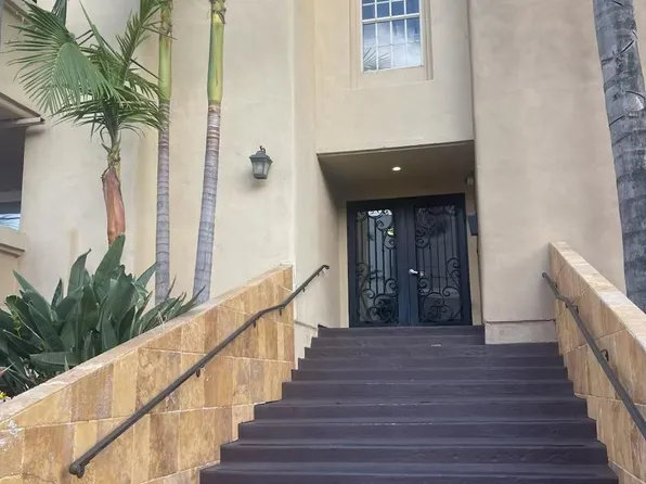 Willis Manor Apartments, 4642 Willis Ave #206, Sherman Oaks, CA 91403