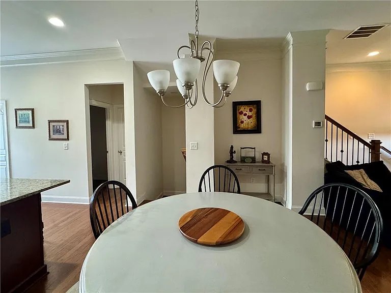 4355 Donahue Ave — Photo 8
