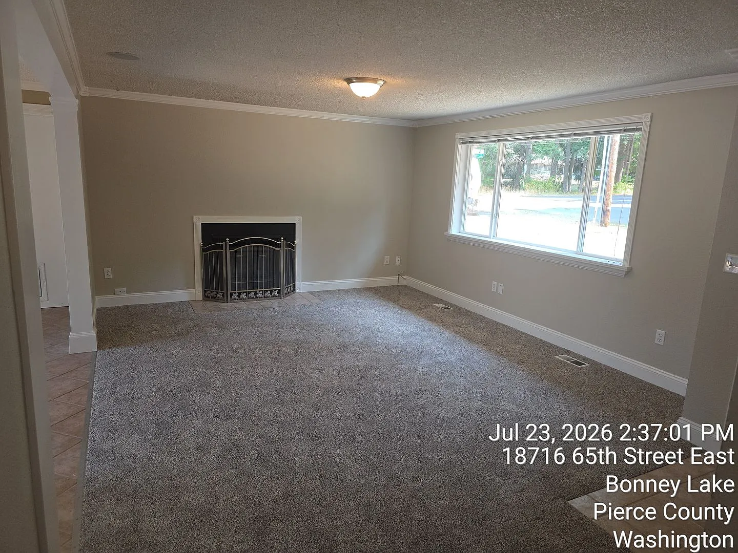 Bonney Lake - Lake Jane HOA - 3 bedroom 2 bathroom rambler home for rent -EV charger, Available NOW! — Photo 4