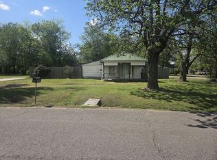520 NW Main St, Checotah, OK 74426