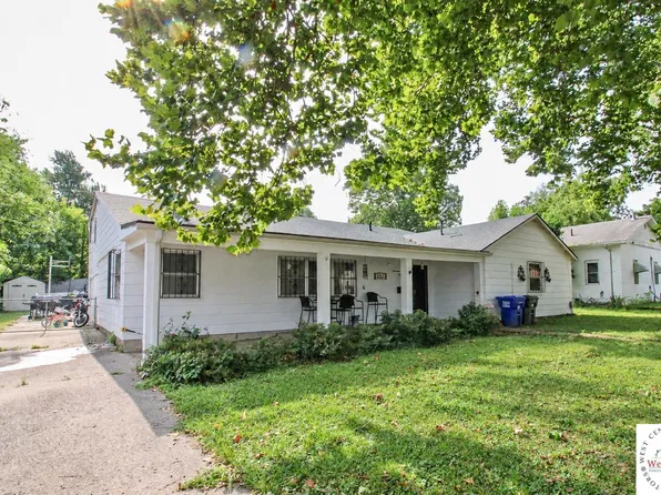 1721 S Sneed Ave, Sedalia, MO 65301