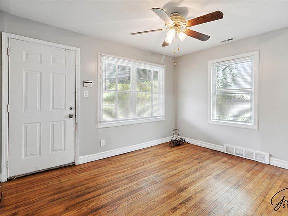 2nd image of 7209 Prospect Ave