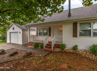 3137 Valemont Dr, Maryville, TN 37803