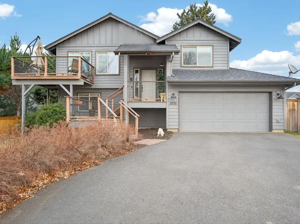 20726 Russell Dr, Bend, OR 97701