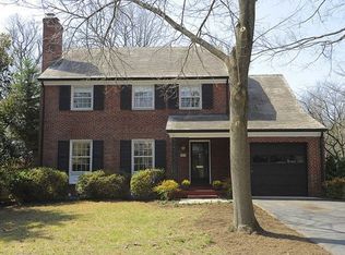 7614 Fairfax Rd, Bethesda, MD 20814