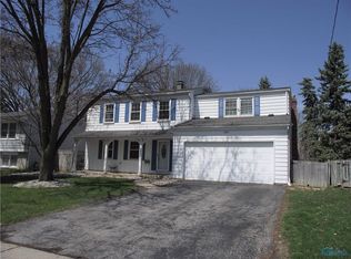 605 Dussel Dr, Maumee, OH 43537