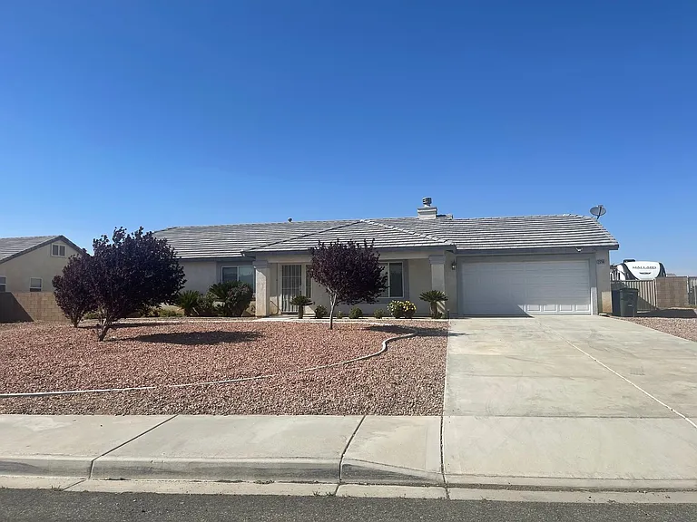 21256 Vidal Ct — Photo 9