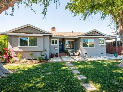 19315 Friar St, Reseda, CA, 91335