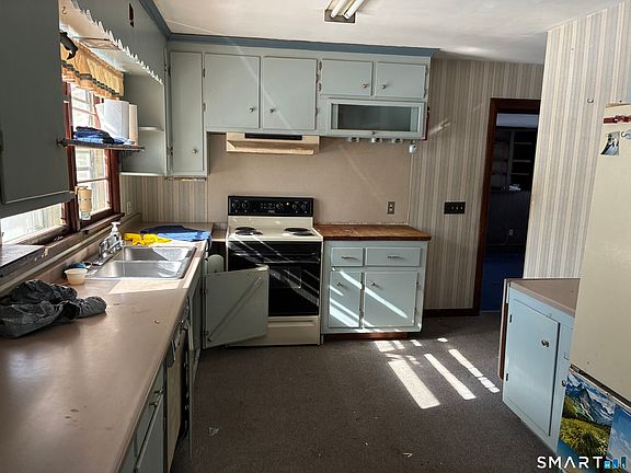 4th image of 669 Colonel Ledyard Highway