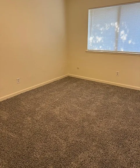 2425 Northrop Ave #1 — Photo 6