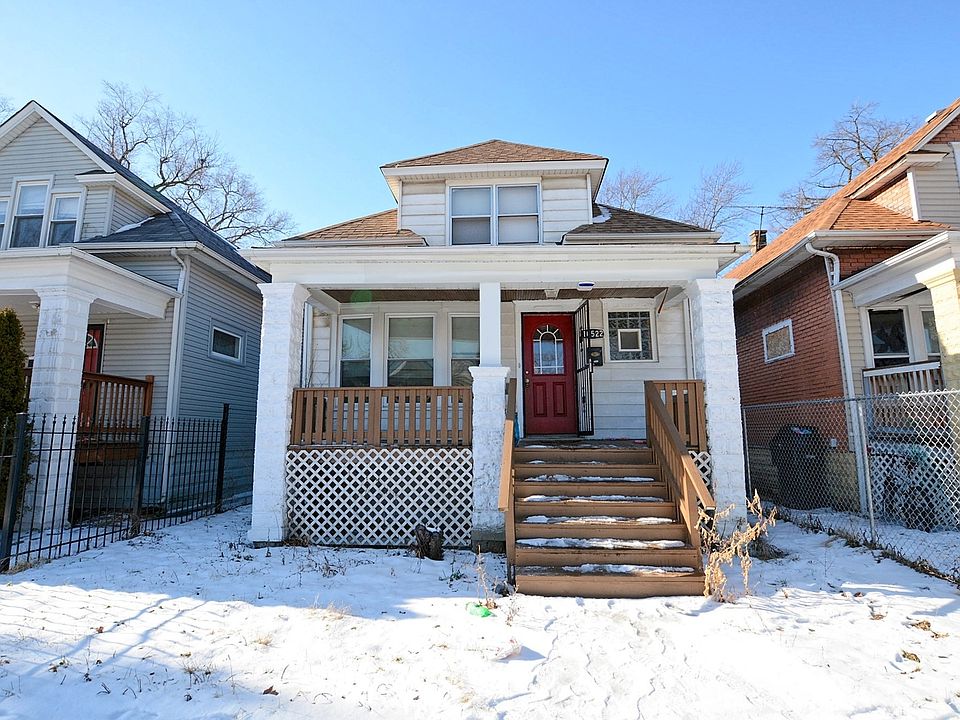 1st image of 10520 S La Salle St