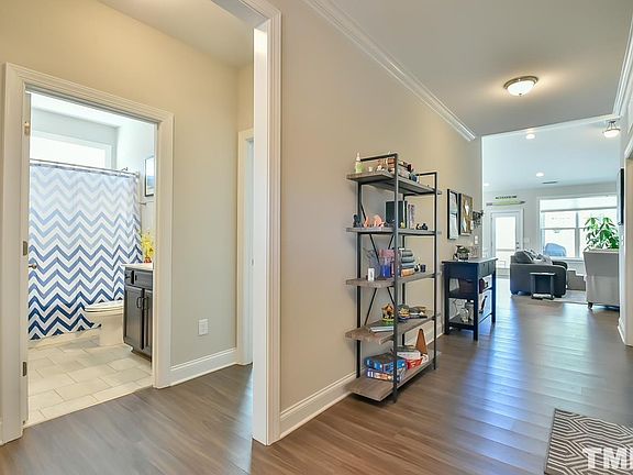 3rd image of 1254 Newton Dr