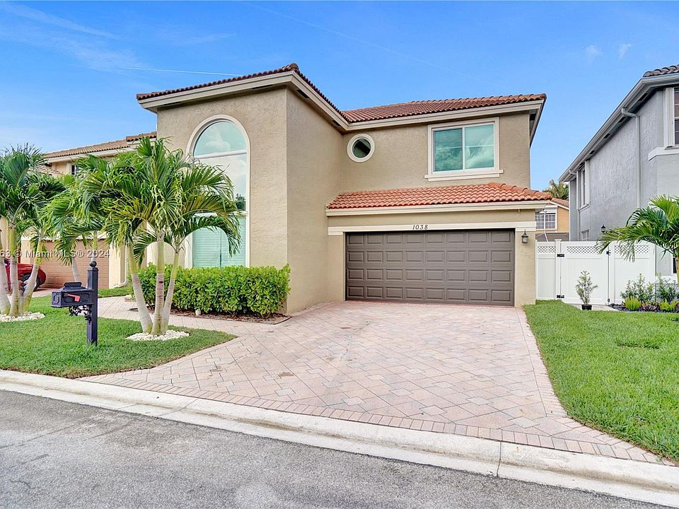 1st image of 1038 NW 116th Ave