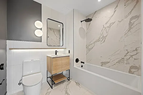 Rented by Quay Plaza LLC | media 9