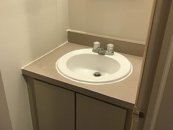 5th image of 2320 O St APT 5