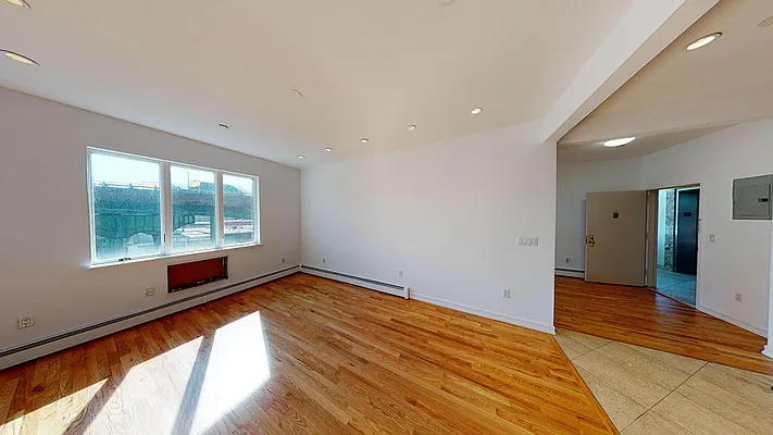 Rented by Avenue Sotheby's International Realty | media 29