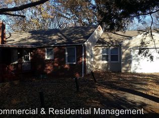 304 NW 55th Ter, Kansas City, MO 64118