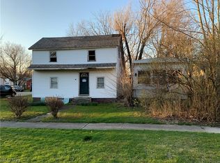 99 3rd St, New London, OH 44851