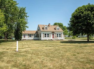 5524 Ranchero Rd, Cedar Falls, IA 50613