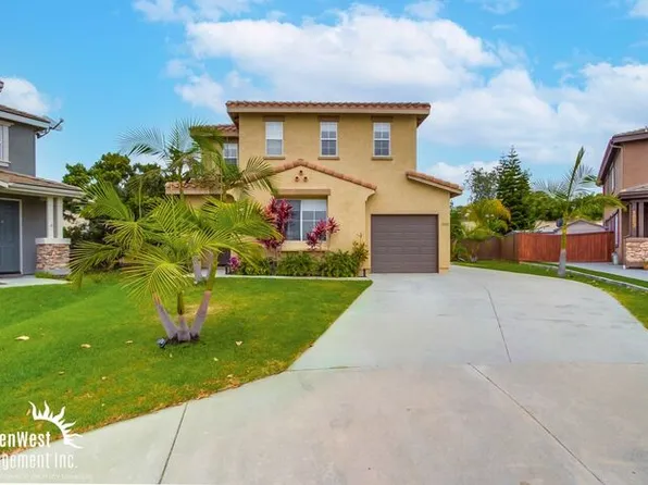 1002 Greenway Rd, Oceanside, CA 92057