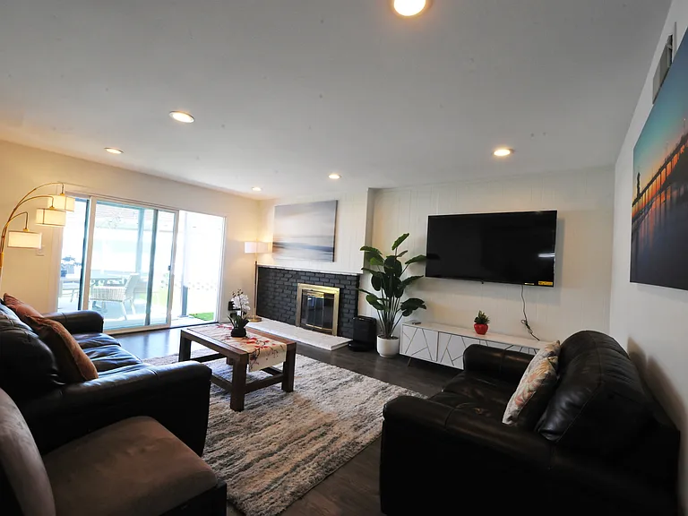 16772 Scotsdale Cir — Photo 21