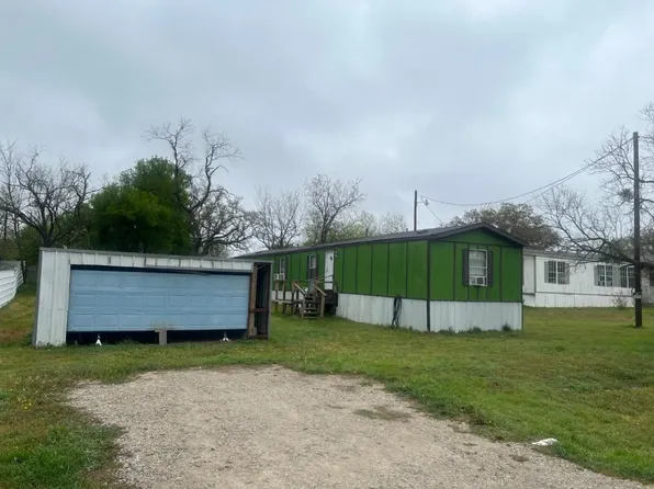 610 SW 21st St, Mineral Wells, TX 76067