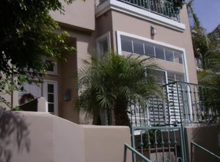 19566 Grandview Cir, Huntington Beach, CA 92648