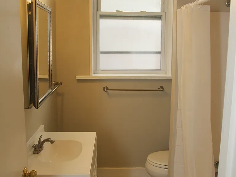 6006 Waterman Blvd #1 — Photo 14