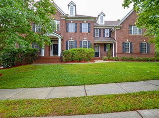 5004 Woodview Ln, Matthews, NC 28104
