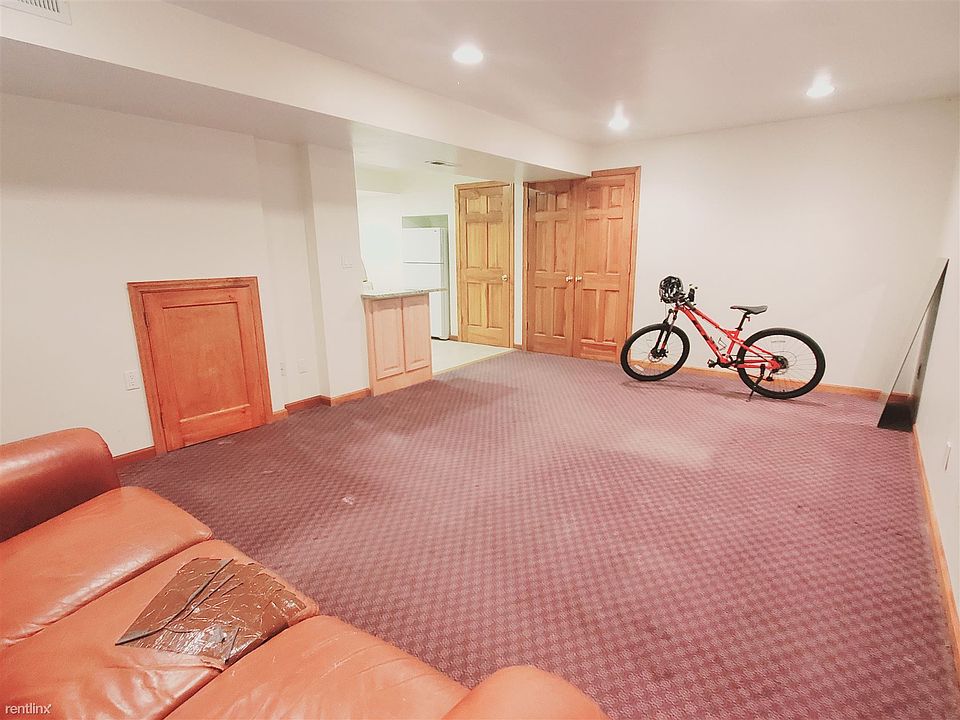 2nd image of 48 Blackwood Ln APT 1
