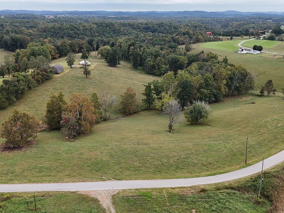 1st image of 999 Chestnut Grove Rd