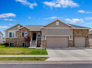 4325 W 5300 S, Hooper, UT 84315