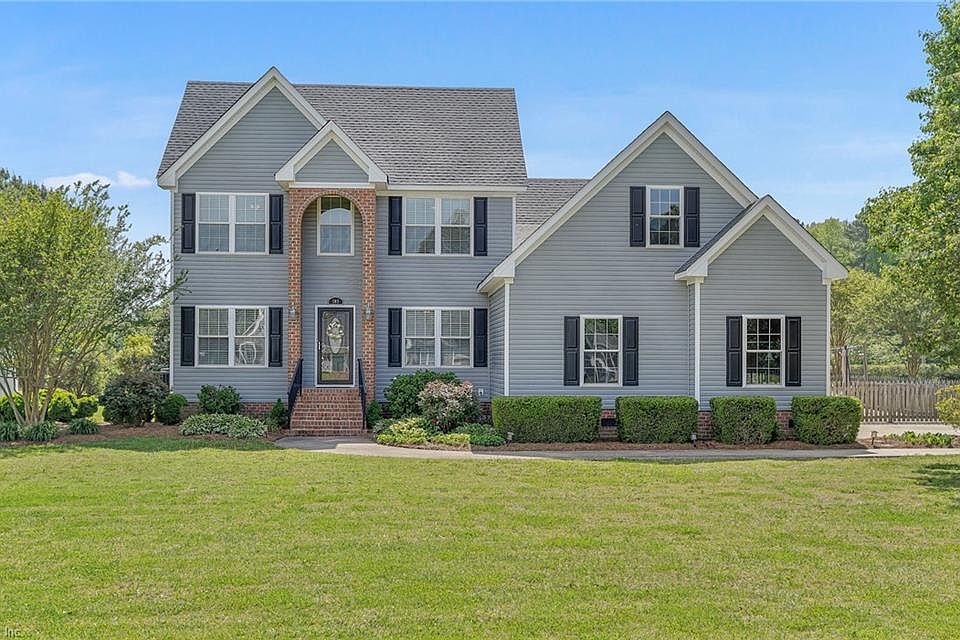 1st image of 103 Country Meadows Dr