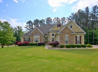 18 Stranahan Ct, Sharpsburg, GA