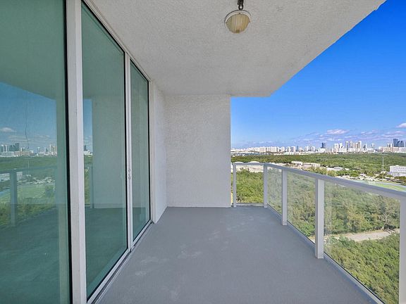 3rd image of 15051 Royal Oaks Lane #2106
