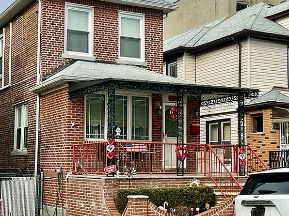 1524 W 5th St, Brooklyn, NY 11204