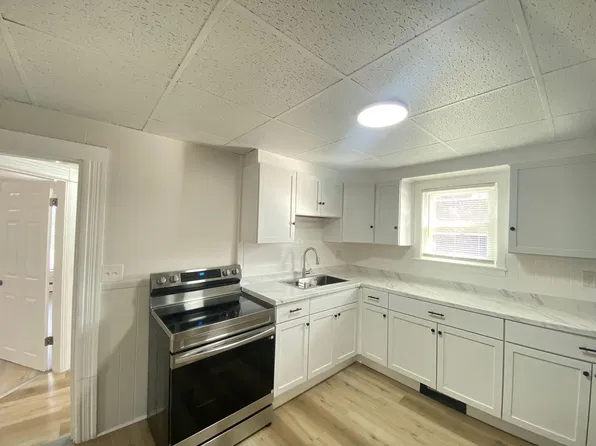 114 Jewett St Unit 2, Manchester, NH 03103