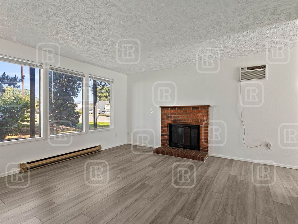 1st image of 13111 E Alki Ave #1