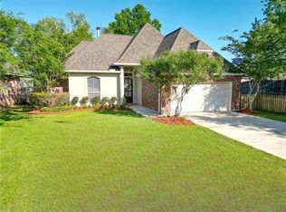 2436 Cours Carson St, Mandeville, LA 70448