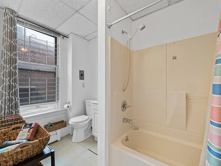 138 Wayne St #2 — Photo 4