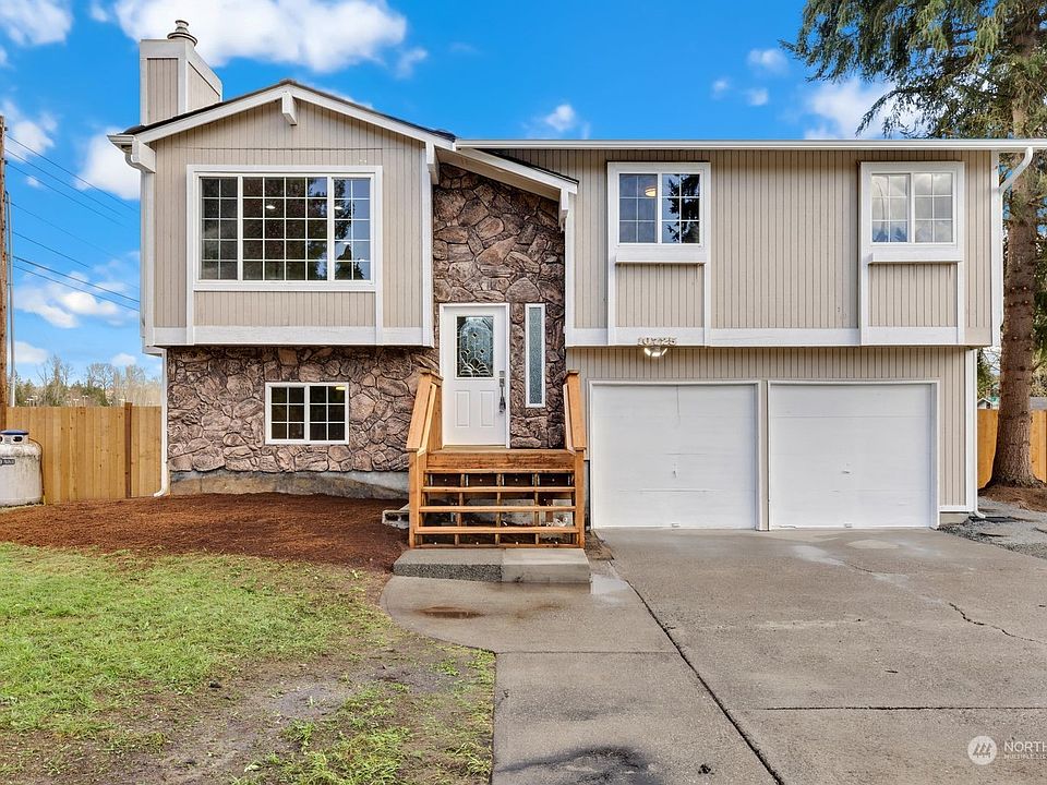 1st image of 10725 55th Avenue NE