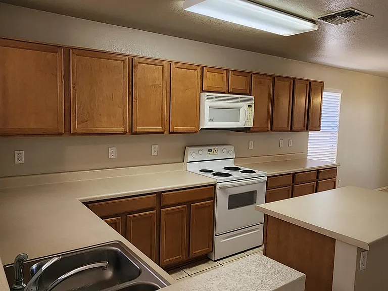 3709 E Jasper Dr — Photo 6