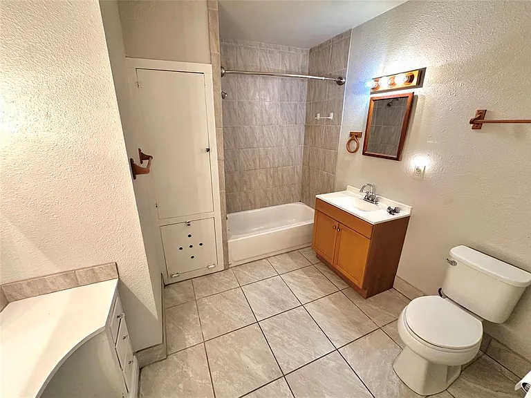 1694 Old Luling Rd — Photo 16