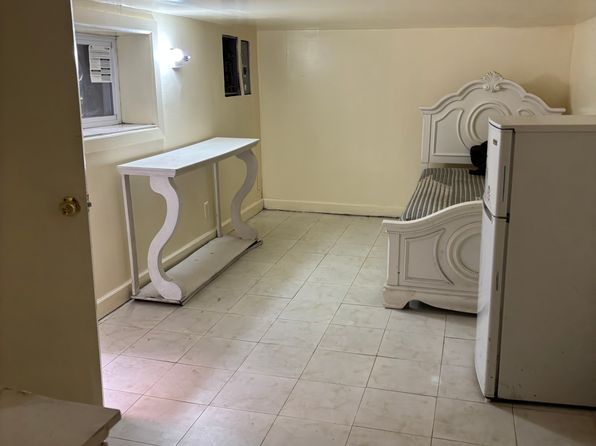 2932 Brighton 6th St