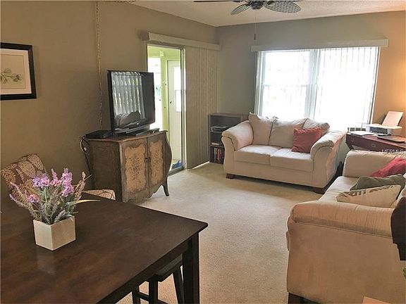 5th image of 3135 Mission Grove Dr #3135