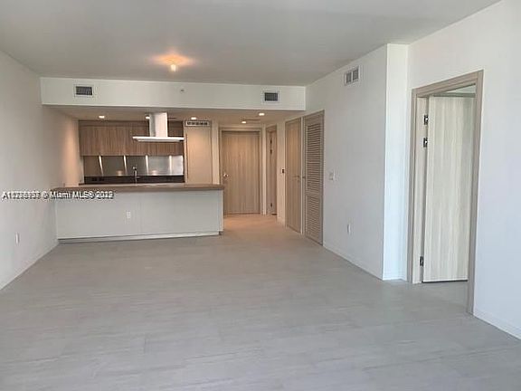 2nd image of 1000 Brickell Plz Unit 4914